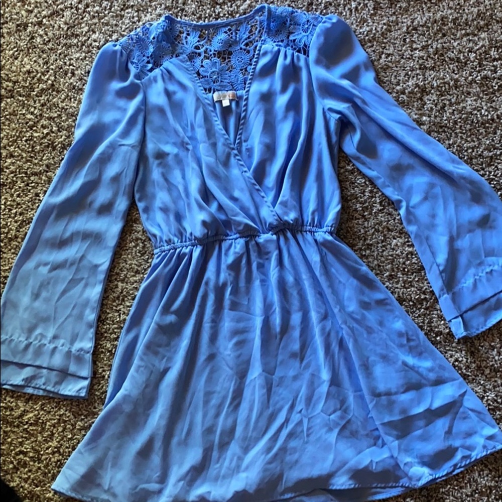 Cute blue flowy dress